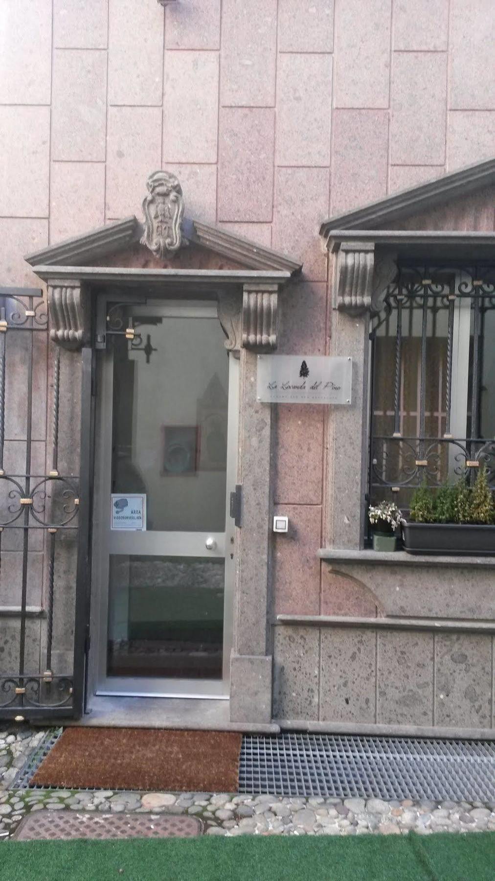 La Locanda Del Pino Milano Exteriör bild